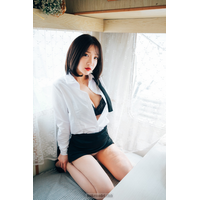 Loozy_Ye-Eun-Officegirl's Vol.2_25-8CCYXeWf.jpg
